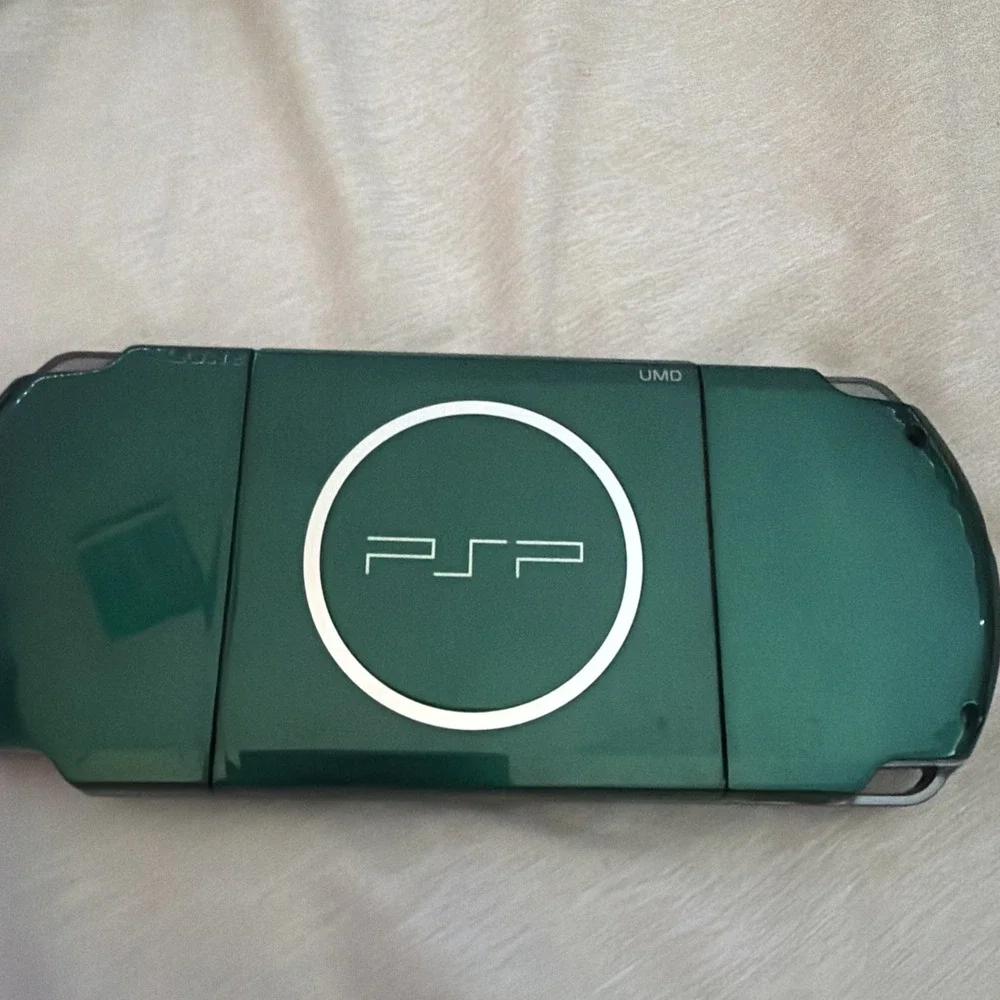 Sony comes case